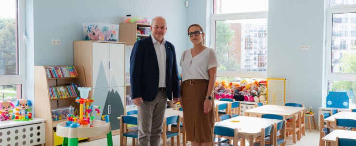 Sala do zabawy na pierwszym piętrze, które zostało adaptowane na potrzeby żłobka
