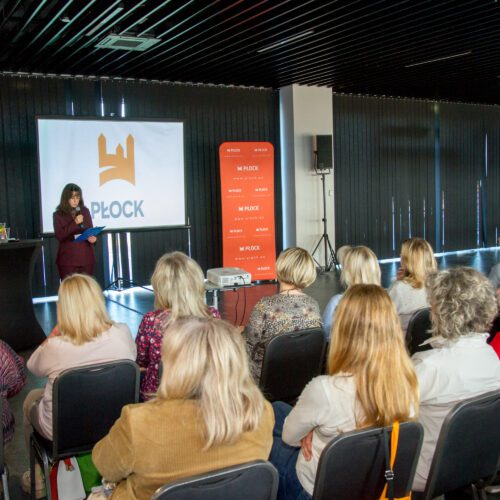 Konferencja o nowej roli rodziny
