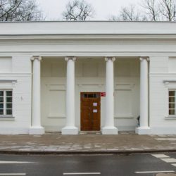 Wyremontowana północna rogatka warszawska