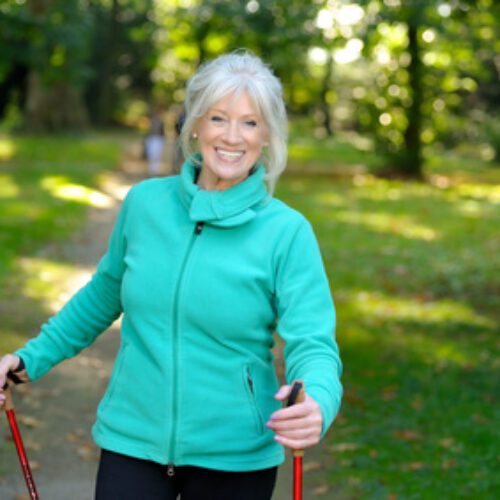 Zimowe spacery z kijkami