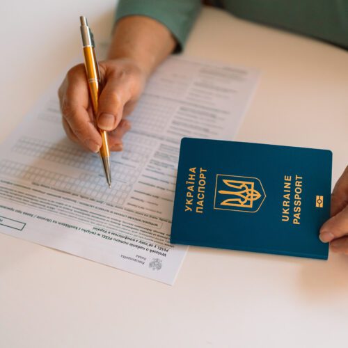 Legalny pobyt beneficjentów ochrony czasowej ze statusem UKR