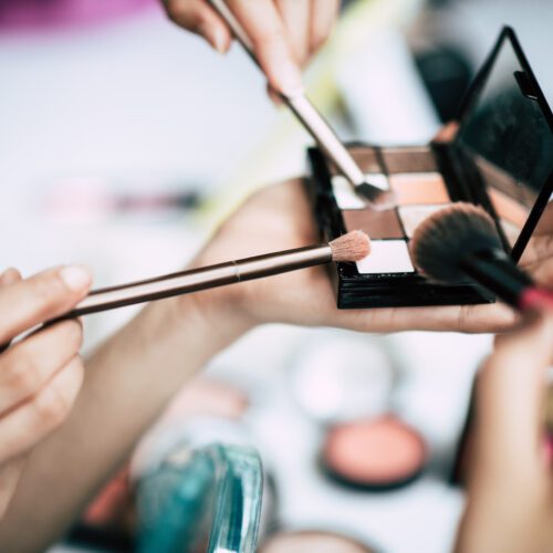 REKRUTACJA na zajęcia wizażu  w ramach trwałości projektu pn.:  „Płocki Lokalny Ośrodek  Wiedzy i Edukacji”